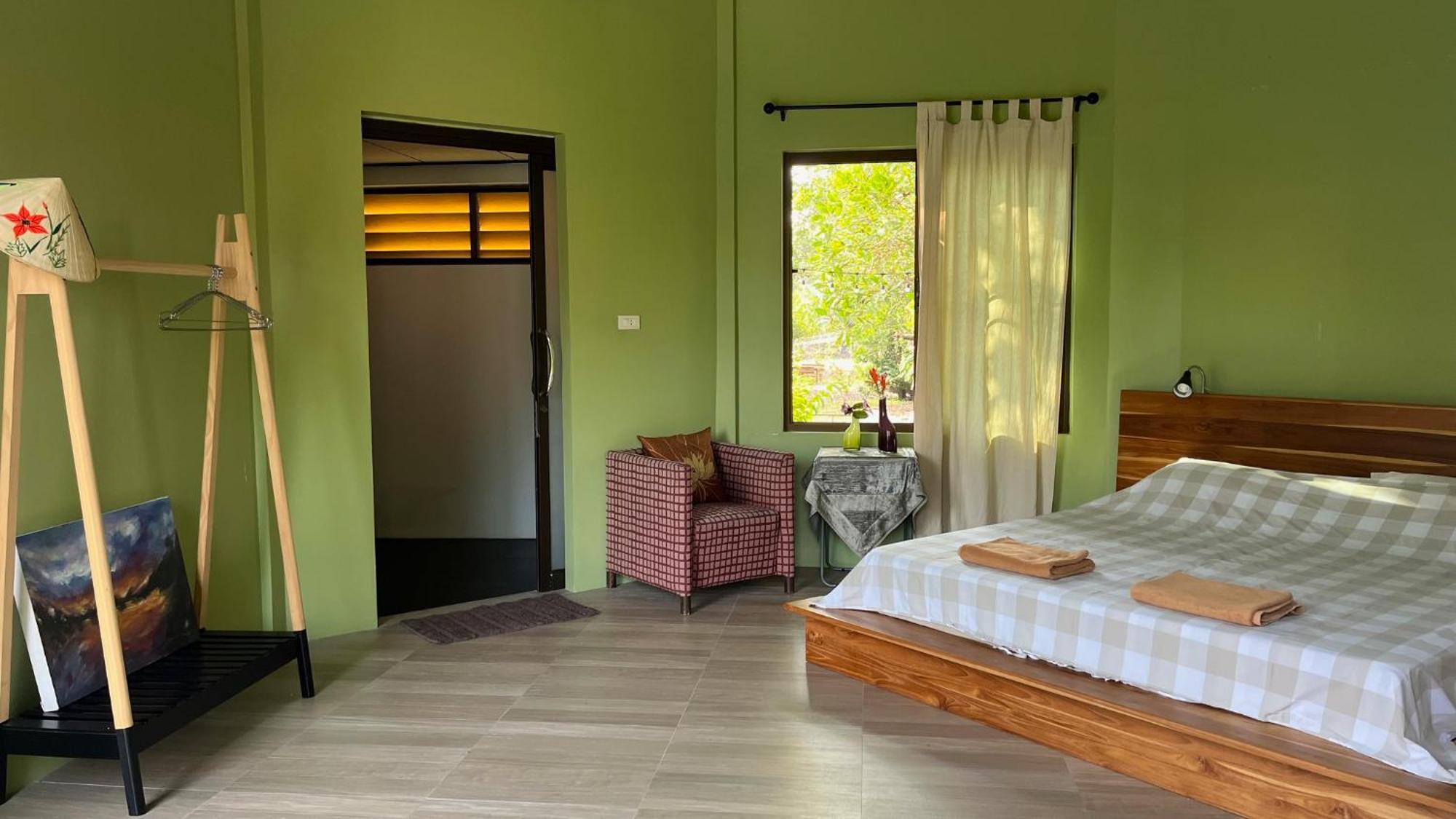 رايونغ Navari Homestay المظهر الخارجي الصورة